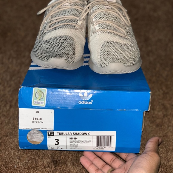 Adidas - Picture 2 of 8